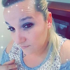 Meet your Posher, Felicia